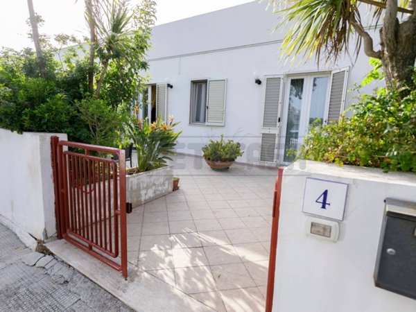 casa indipendente in vendita a Nardò