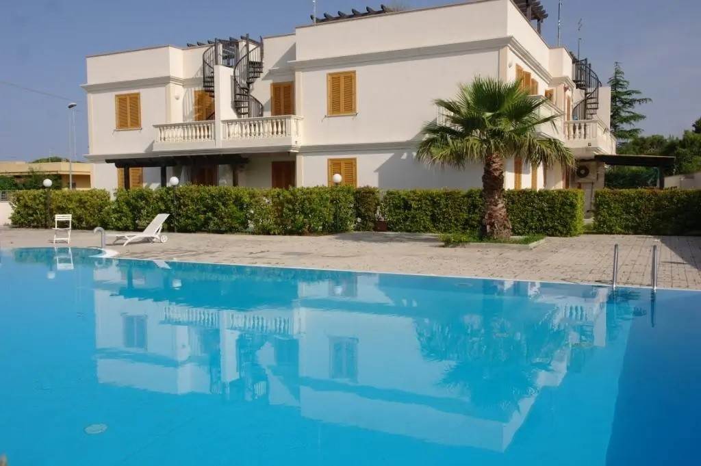 appartamento in vendita a Nardò in zona Santa Maria al Bagno