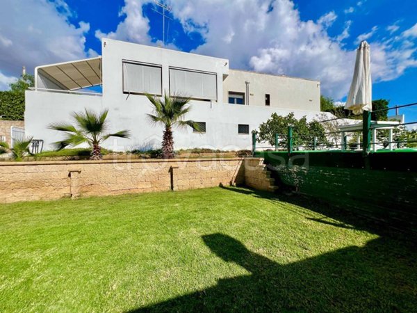 casa indipendente in vendita a Nardò in zona Santa Maria al Bagno