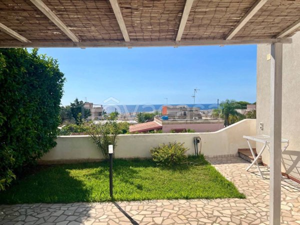 casa indipendente in vendita a Nardò in zona Santa Maria al Bagno