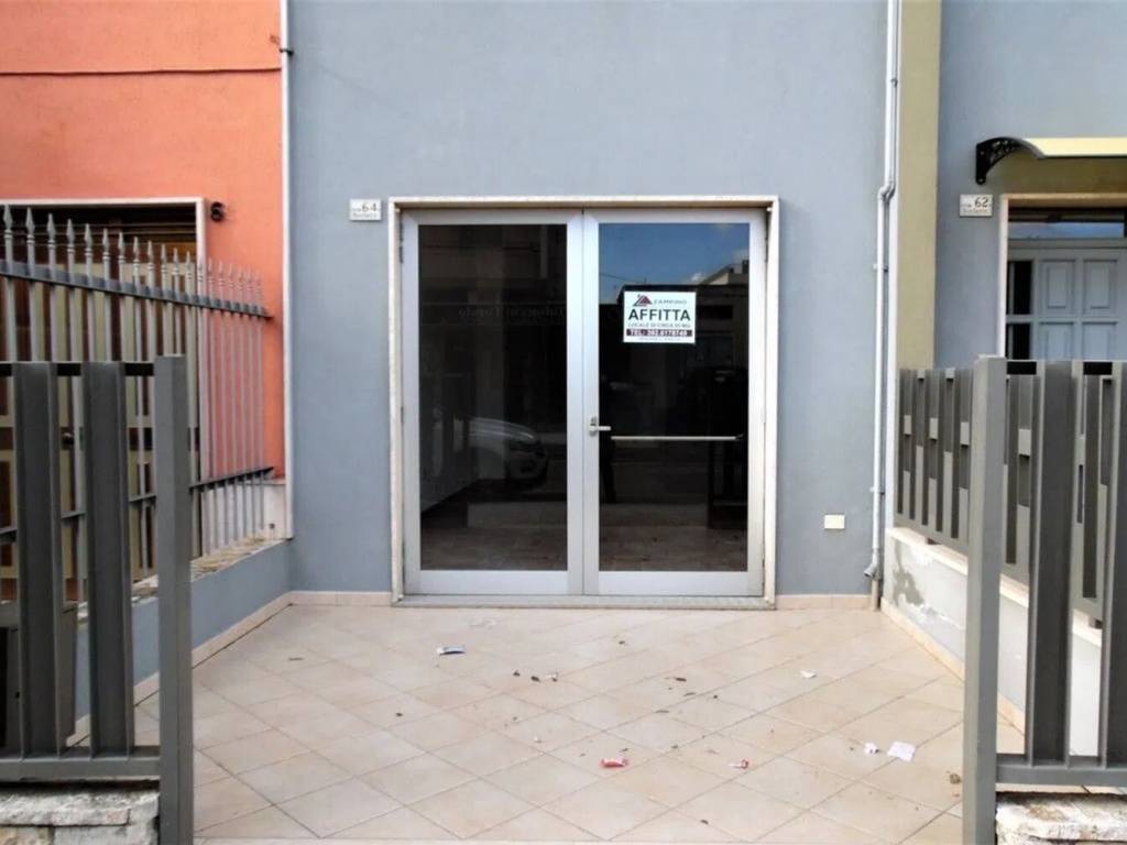 negozio in vendita a Nardò