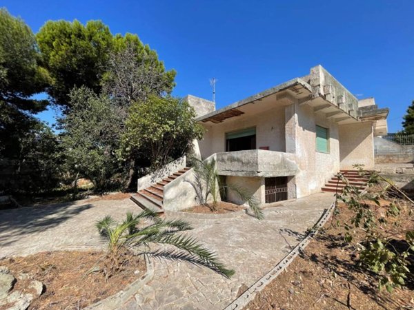 casa indipendente in vendita a Nardò in zona Santa Maria al Bagno