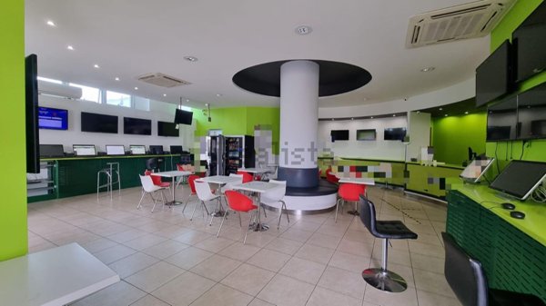 locale commerciale in vendita a Nardò