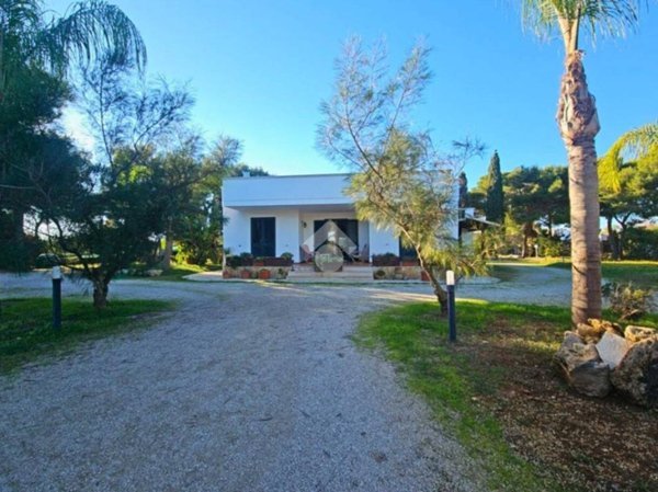 casa indipendente in vendita a Nardò in zona Cenate