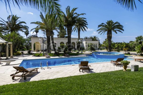 casa indipendente in vendita a Nardò in zona Santa Caterina