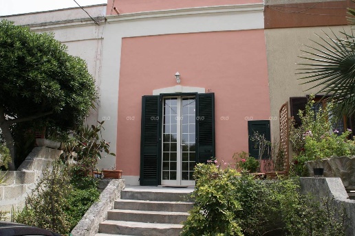casa indipendente in vendita a Nardò in zona Santa Caterina
