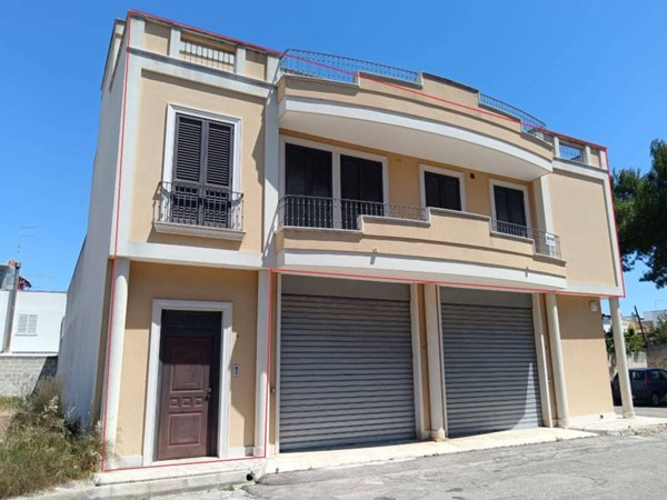 intera palazzina in vendita a Nardò