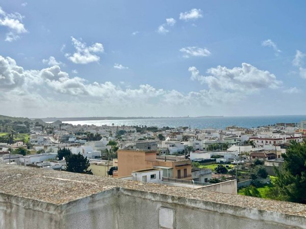 casa indipendente in vendita a Nardò in zona Santa Maria al Bagno