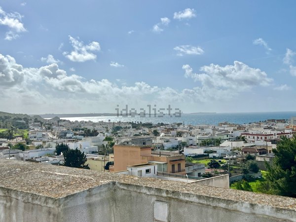 casa indipendente in vendita a Nardò in zona Santa Maria al Bagno