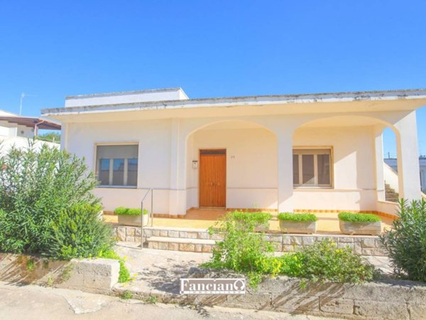 casa indipendente in vendita a Nardò
