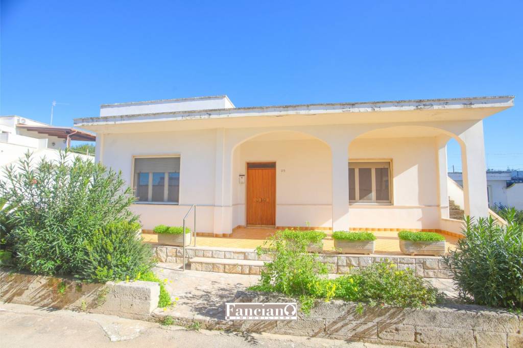 casa indipendente in vendita a Nardò