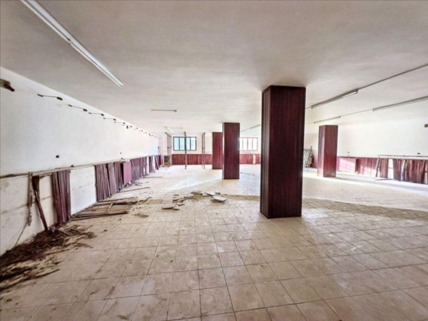 negozio in vendita a Nardò in zona Pagani