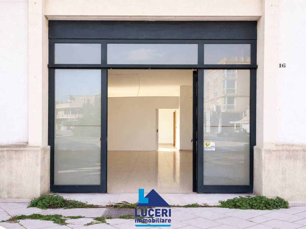 negozio in vendita a Nardò