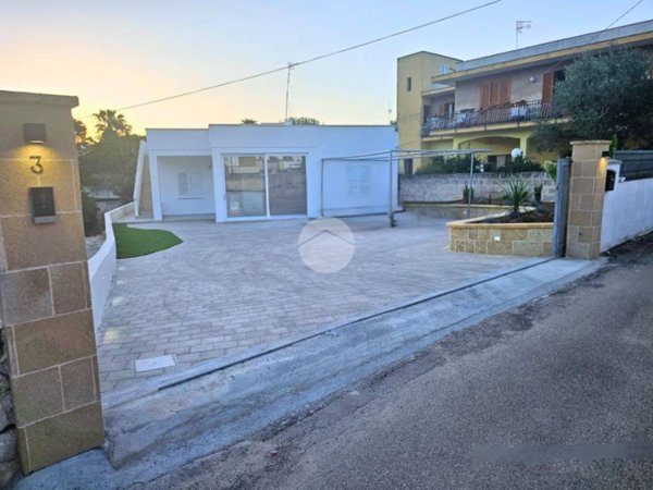 casa indipendente in vendita a Nardò in zona Santa Maria al Bagno