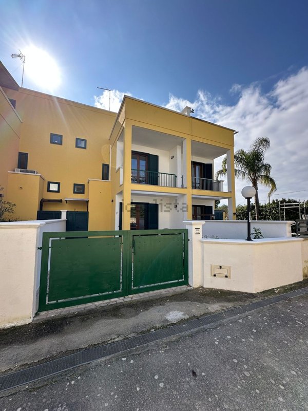 casa indipendente in vendita a Nardò in zona Santa Maria al Bagno