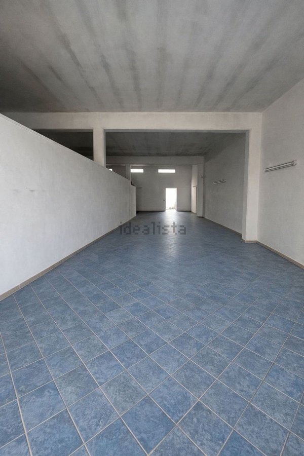 locale di sgombero in vendita a Nardò