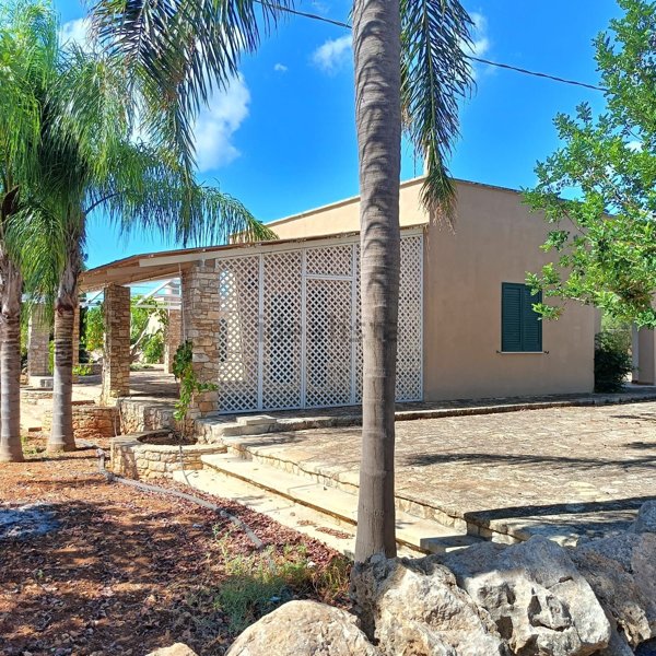 casa indipendente in vendita a Nardò