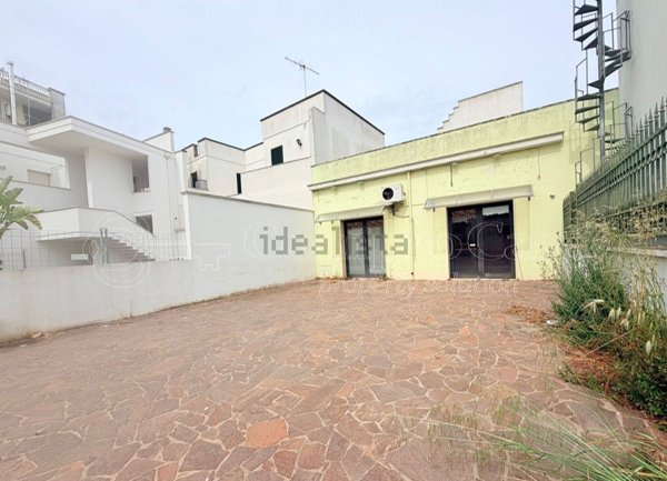 locale commerciale in vendita a Nardò