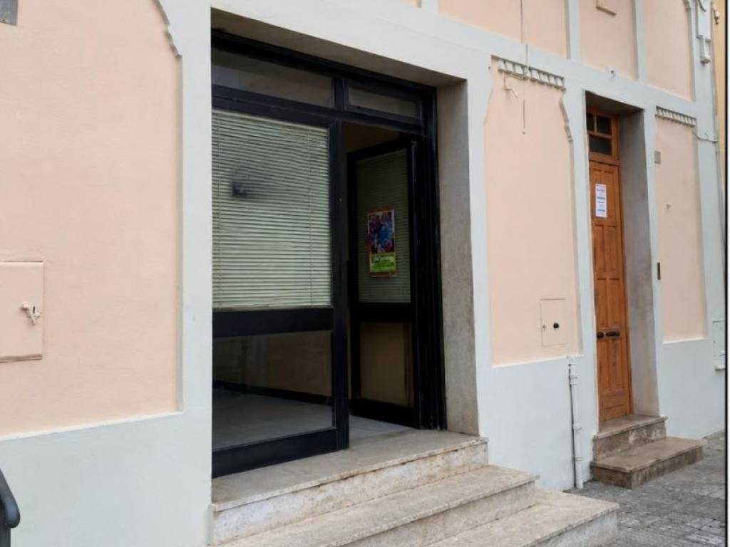 negozio in vendita a Nardò