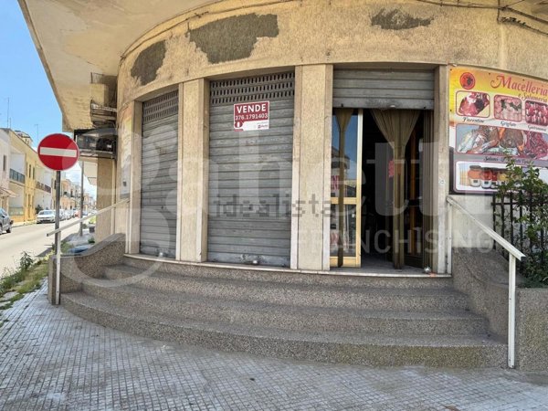 locale commerciale in vendita a Nardò