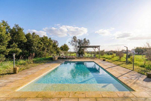 casa indipendente in vendita a Nardò in zona Villaggio Resta