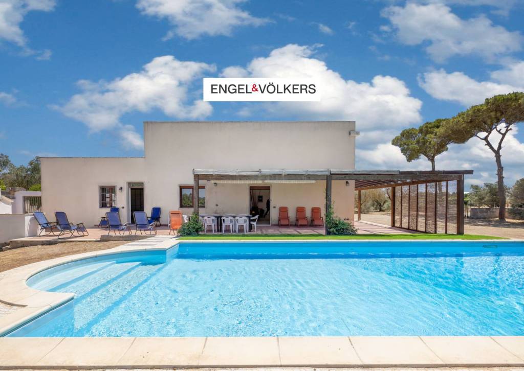 casa indipendente in vendita a Nardò in zona Villaggio Resta