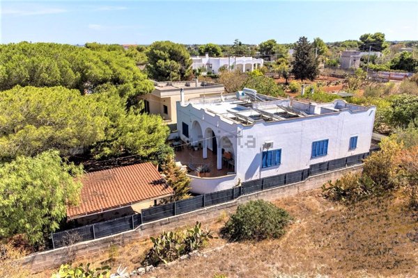casa indipendente in vendita a Nardò in zona Cenate