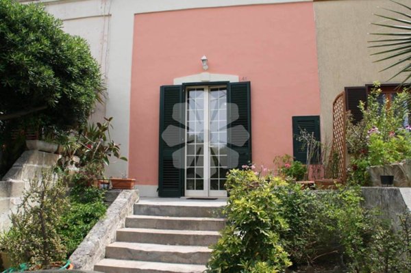 casa indipendente in vendita a Nardò in zona Cenate