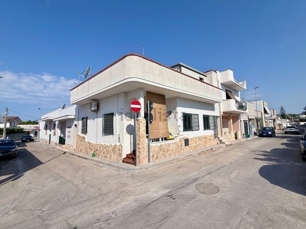 appartamento in vendita a Nardò in zona Santa Maria al Bagno