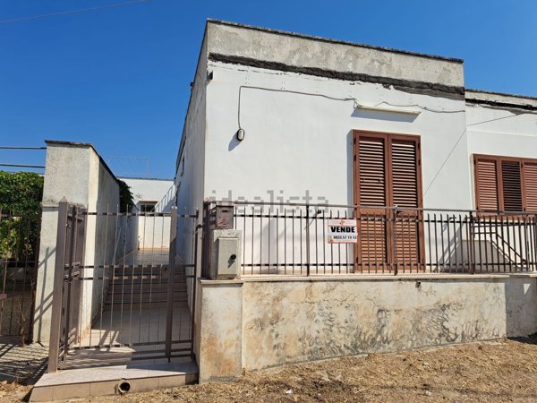casa indipendente in vendita a Nardò in zona Santa Maria al Bagno