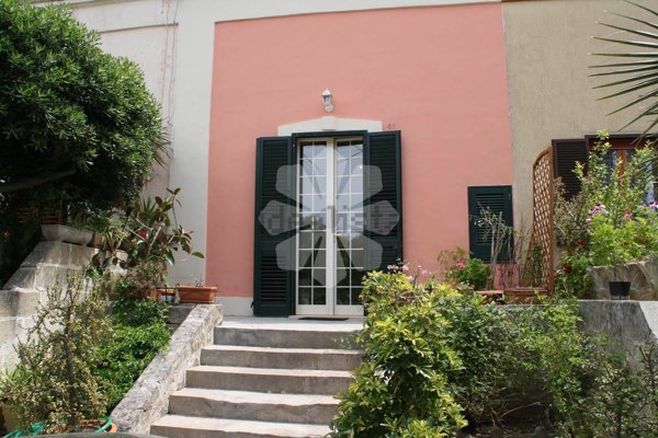 casa indipendente in vendita a Nardò in zona Cenate