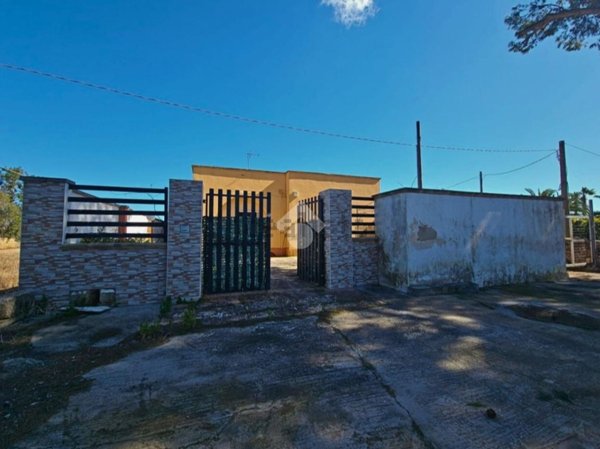 casa indipendente in vendita a Nardò in zona Villaggio Resta