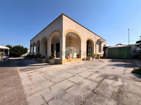 casa indipendente in vendita a Nardò in zona Cenate