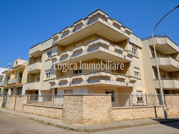 intera palazzina in vendita a Nardò