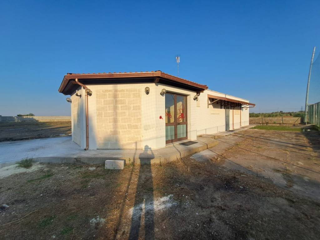 intera palazzina in vendita a Nardò in zona Villaggio Resta