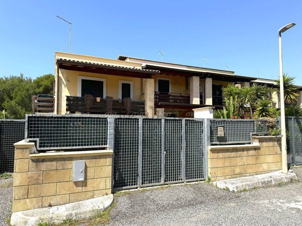 casa indipendente in vendita a Nardò in zona Cenate