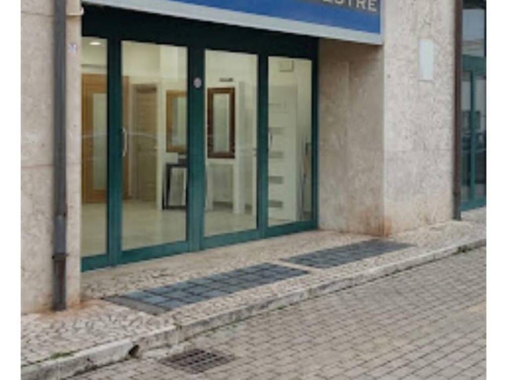 locale commerciale in vendita a Nardò