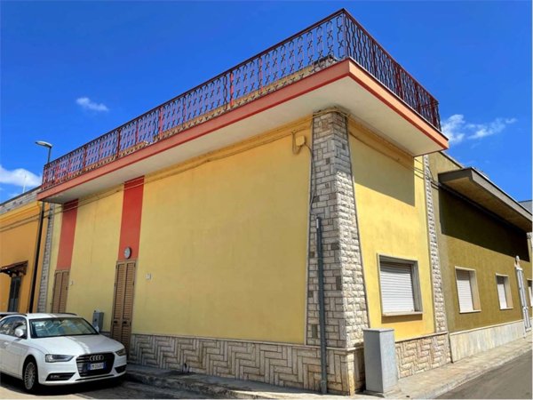 casa indipendente in vendita a Neviano
