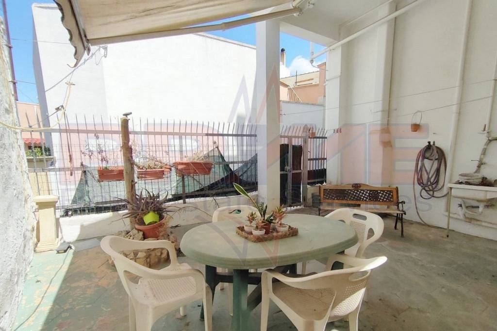 casa indipendente in vendita a Neviano