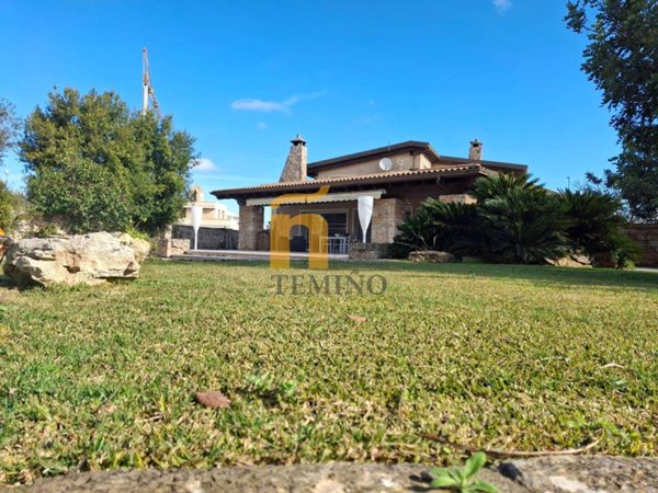 casa indipendente in vendita a Neviano