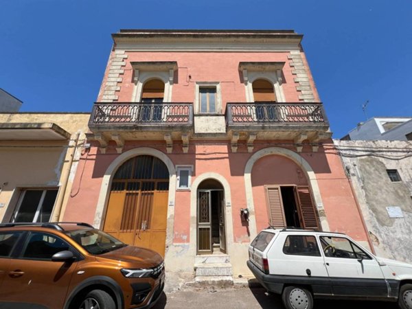 casa indipendente in vendita a Neviano