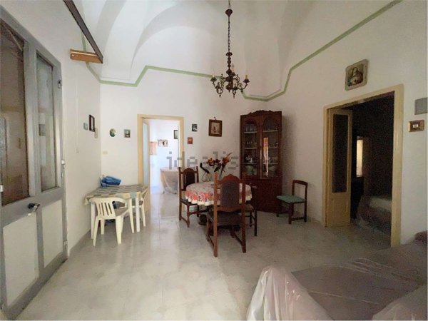 casa indipendente in vendita a Neviano