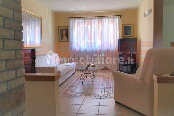 casa indipendente in vendita a Neviano