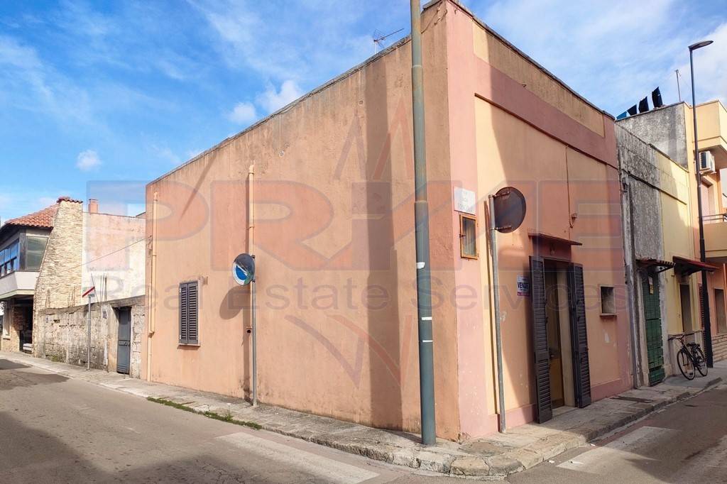 casa indipendente in vendita a Neviano