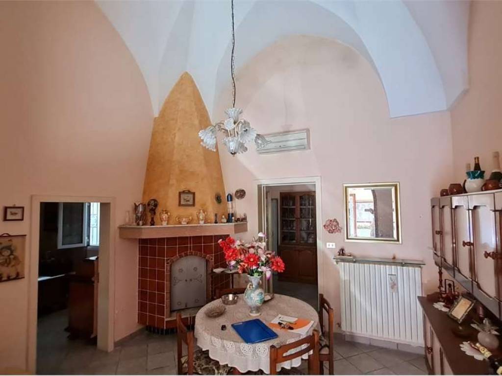 casa indipendente in vendita a Neviano