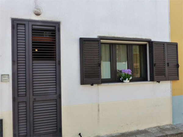 casa indipendente in vendita a Neviano