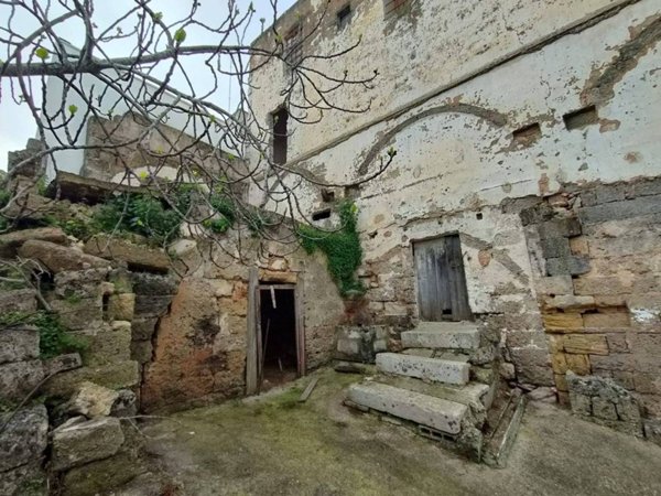 casa indipendente in vendita a Neviano