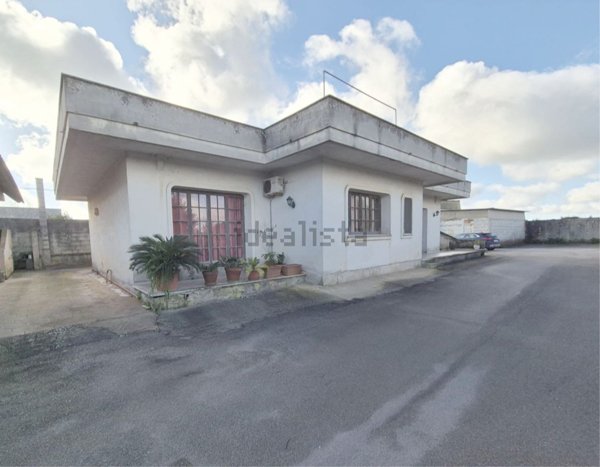 casa indipendente in vendita a Neviano