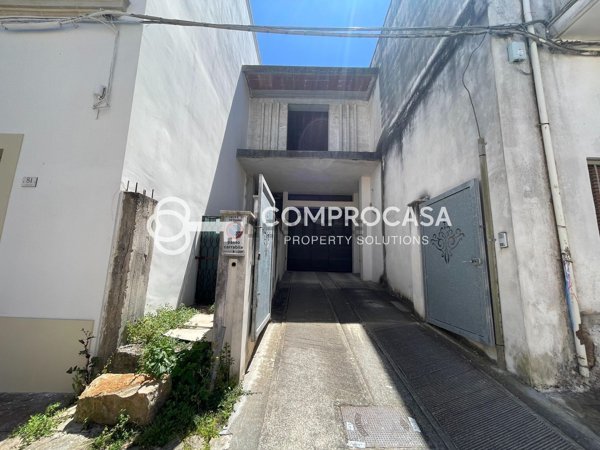 pentavano in vendita a Neviano