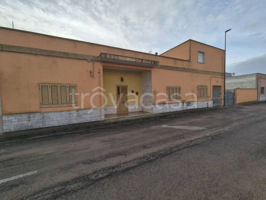 casa indipendente in vendita a Neviano